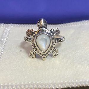 James Avery Mother of Pearl Turtle ring